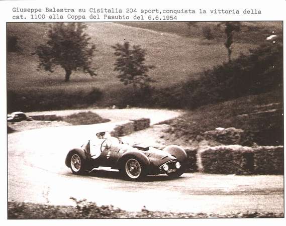 Giuseppe Balestra su Cisitalia 204 Abarth, 1° di classe nell'edizione del 1954.